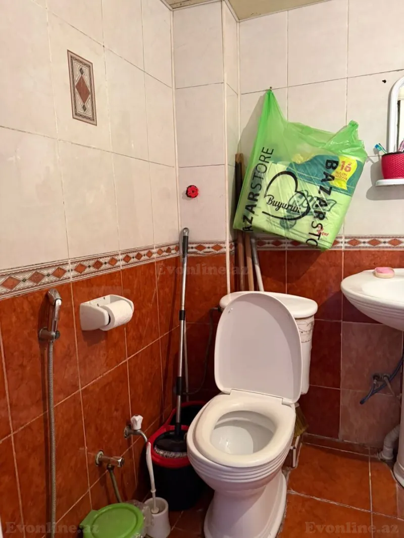Satılır 2 otaqlı Mənzil Köhnə tikili 45 m² Qara Qarayev m. - şəkil 15