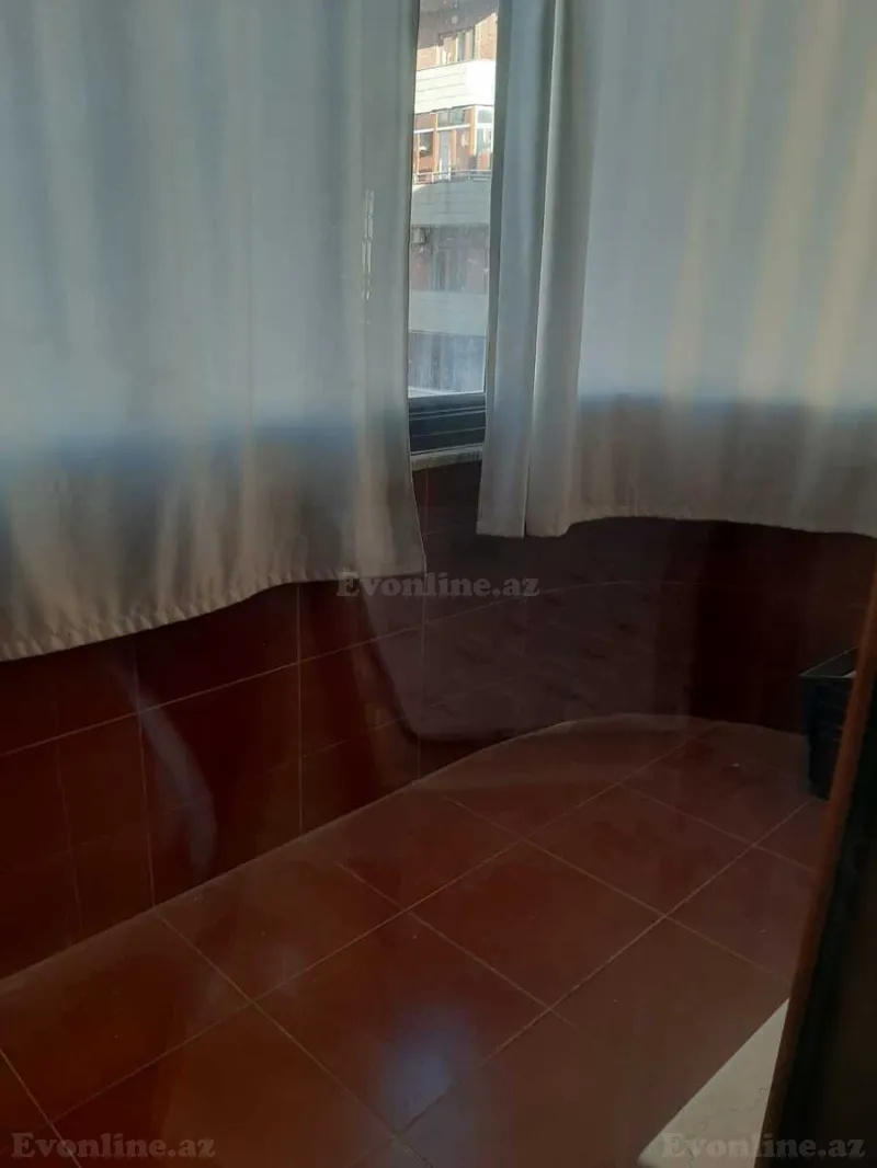 Satılır 3 otaqlı Mənzil Yeni tikili 120 m² Nizami m. - şəkil 3
