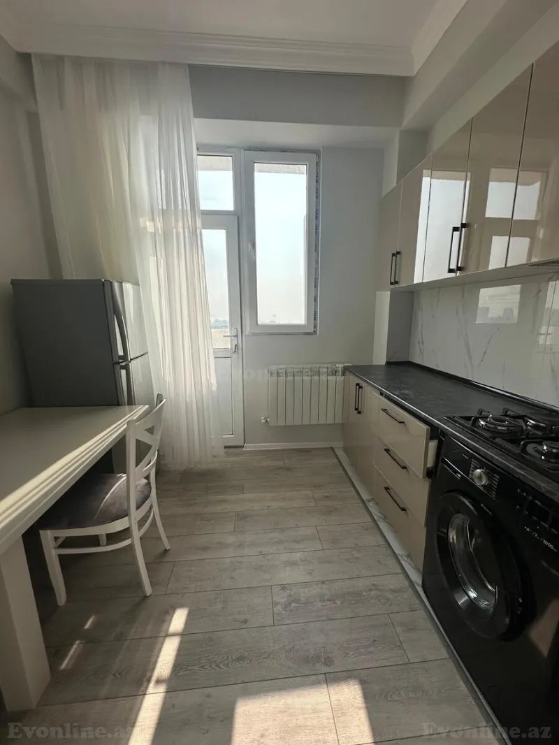 Kirayə verilir 3 otaqlı Mənzil Yeni tikili 110 m² Xətai r. - şəkil 10