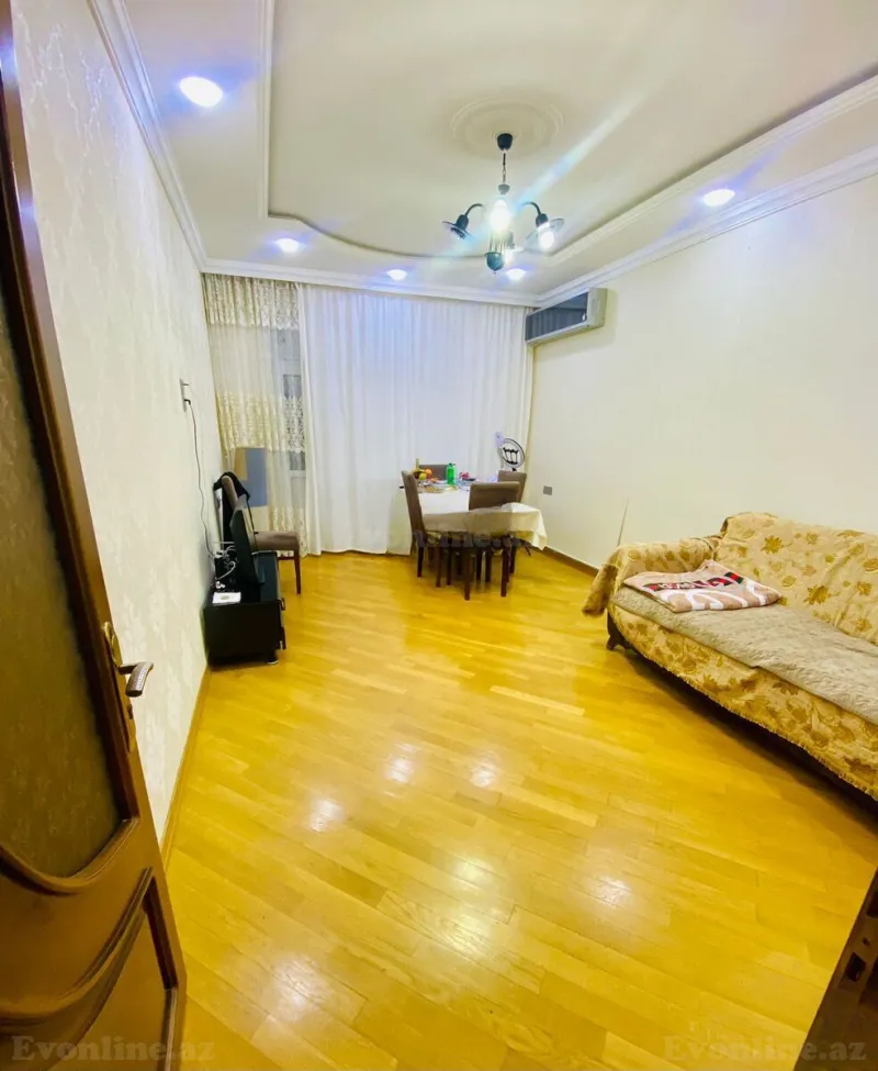Kirayə verilir 2 otaqlı Mənzil Yeni tikili 100 m² 20 Yanvar m.