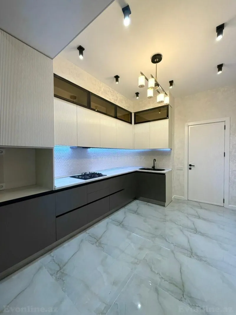 Satılır 4 otaqlı Mənzil Yeni tikili 126 m² Neftçilər m. - şəkil 12