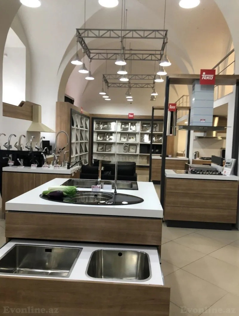 Kirayə verilir Obyekt 150 m² 28 May m. - şəkil 3