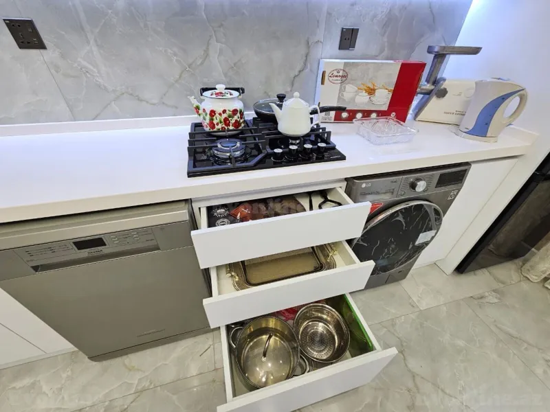 Kirayə verilir 3 otaqlı Mənzil Yeni tikili 115 m² Nəriman Nərimanov m. - şəkil 14