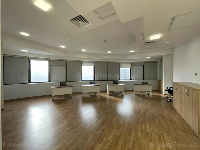 Kirayə verilir Ofis 242 m² Nərimanov r. - şəkil 2