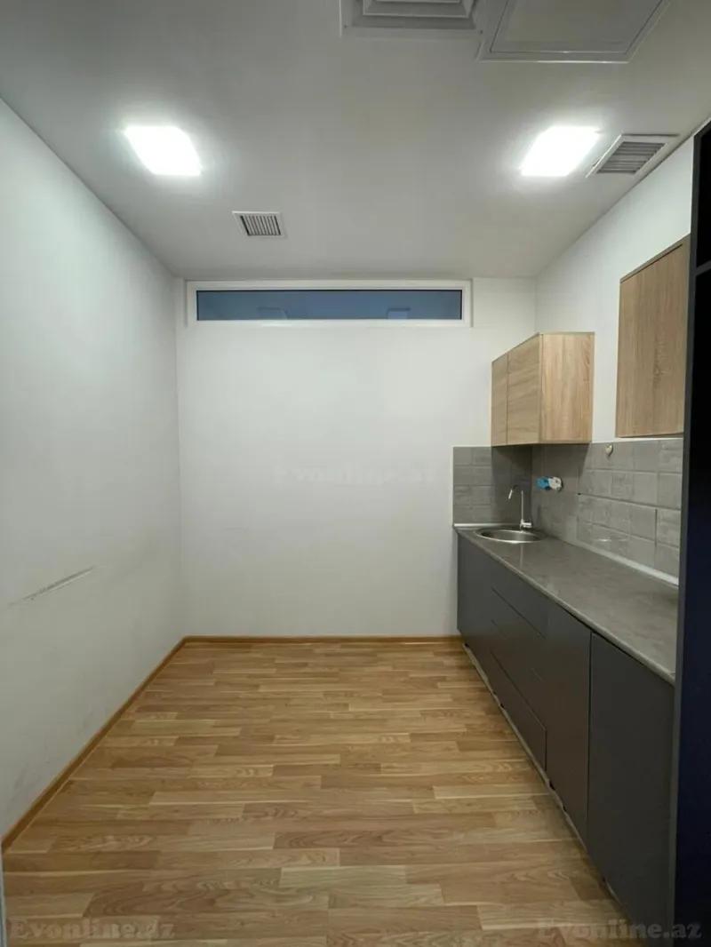 Kirayə verilir Ofis 242 m² Nərimanov r. - şəkil 12