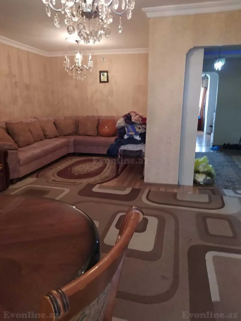 2 otaqlı Mənzil 57 m² Neftçilər m. Satılır