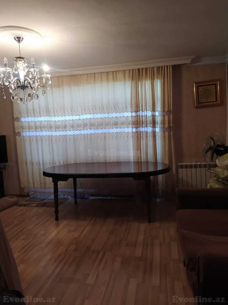 Satılır 2 otaqlı Mənzil Köhnə tikili 57 m² Neftçilər m. - şəkil 3