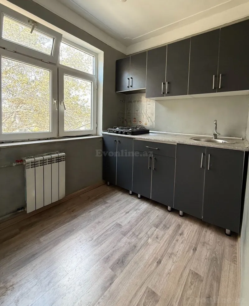 Satılır 2 otaqlı Mənzil Köhnə tikili 45 m² Neftçilər m. - şəkil 7