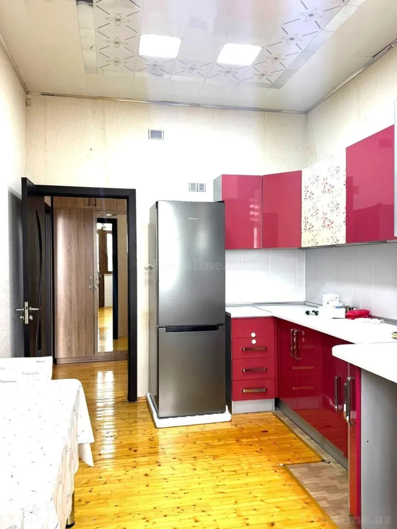 Kirayə verilir 2 otaqlı Mənzil Yeni tikili 80 m² Xətai r.