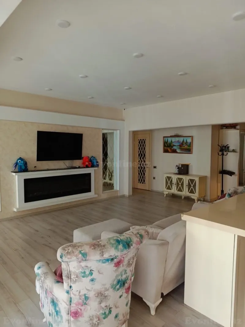 Satılır 3 otaqlı Mənzil Yeni tikili 110 m² Xətai r. - şəkil 2