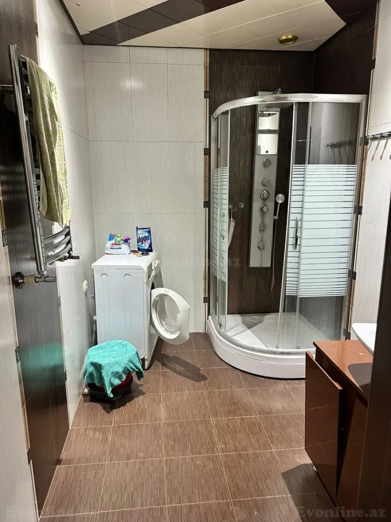 Satılır 4 otaqlı Mənzil Yeni tikili 130 m² Səbail r. - şəkil 14