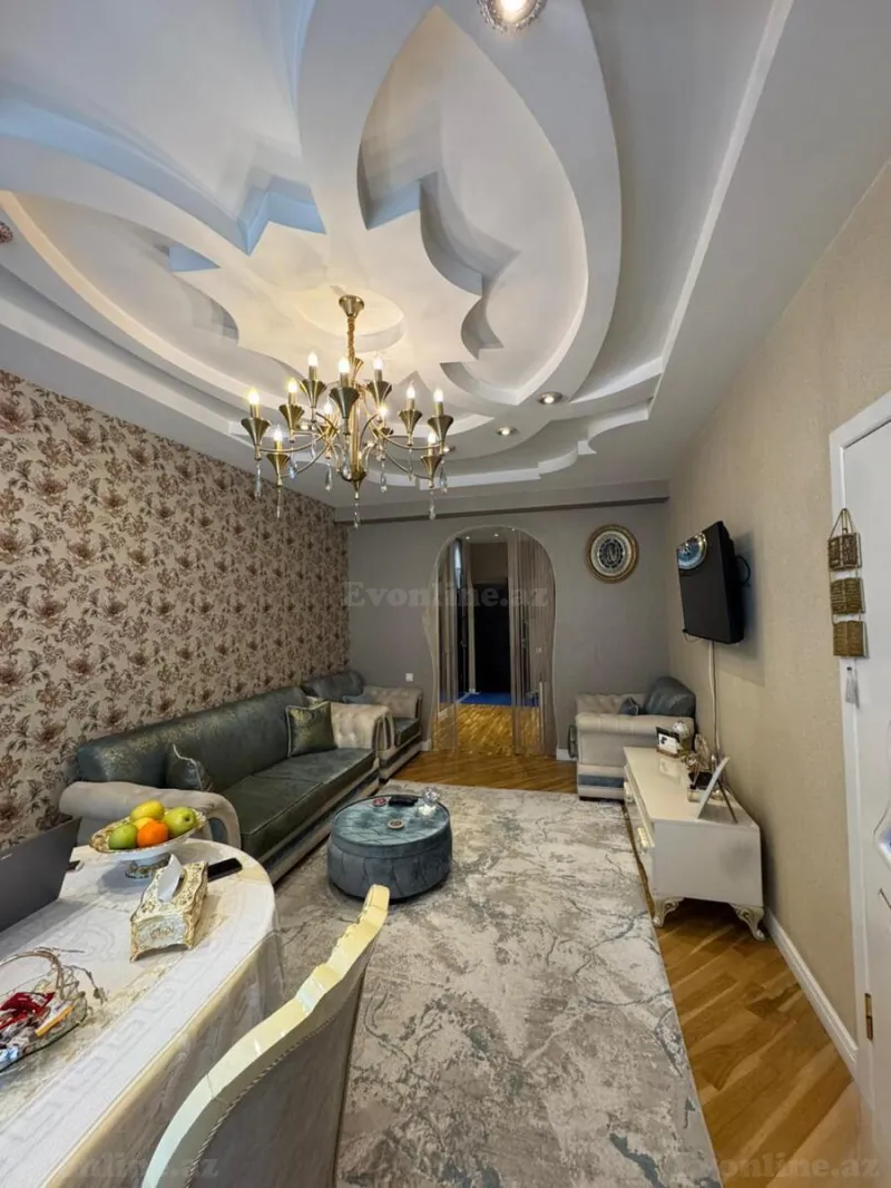 Satılır 4 otaqlı Mənzil Yeni tikili 125 m² Qara Qarayev m.