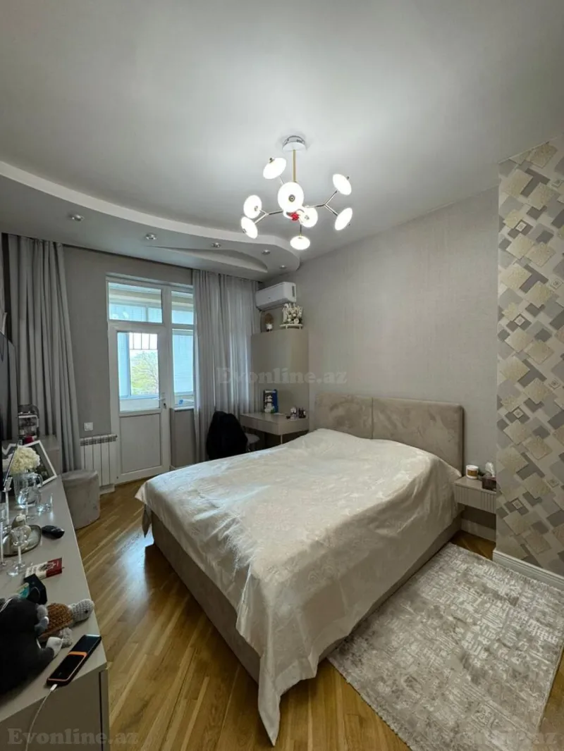 Satılır 4 otaqlı Mənzil Yeni tikili 125 m² Qara Qarayev m. - şəkil 5