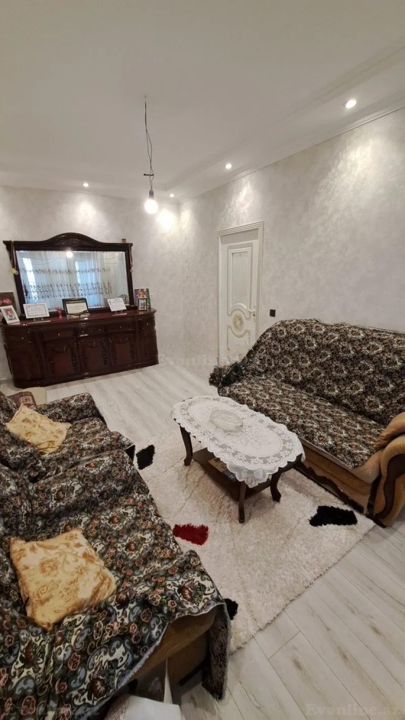 Satılır 5 otaqlı Mənzil Köhnə tikili 120 m² Neftçilər m. - şəkil 2