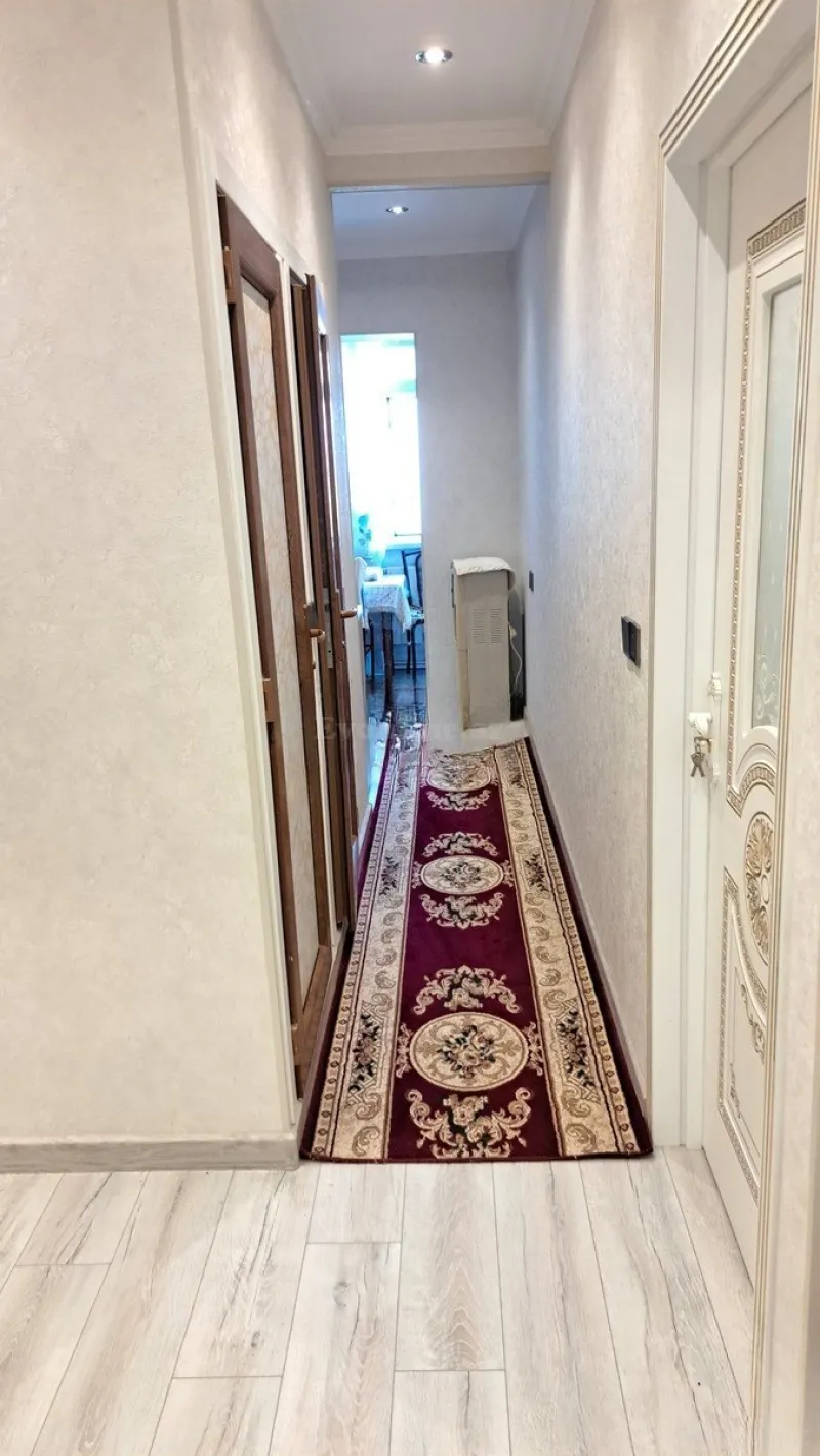 Satılır 5 otaqlı Mənzil Köhnə tikili 120 m² Neftçilər m. - şəkil 9