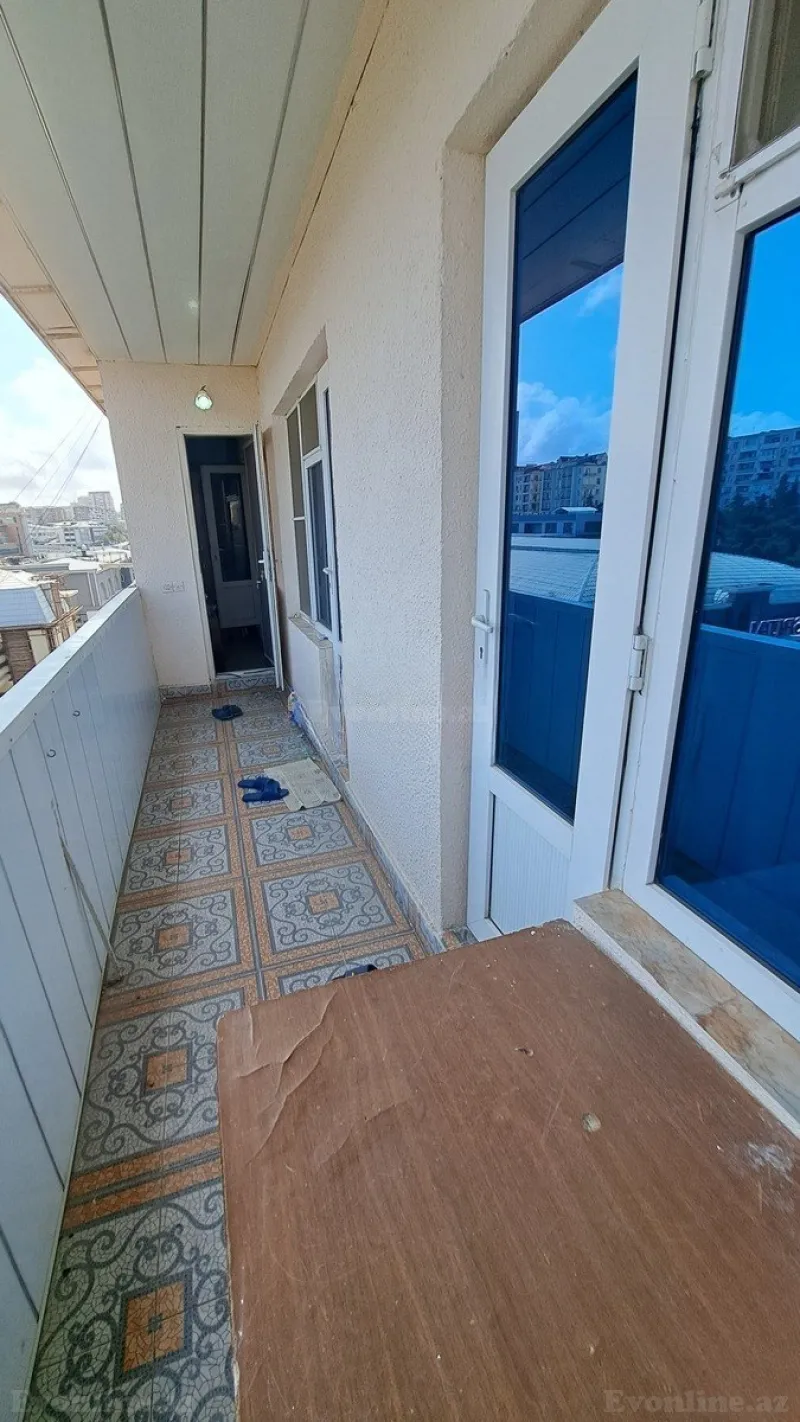 Satılır 5 otaqlı Mənzil Köhnə tikili 120 m² Neftçilər m. - şəkil 13