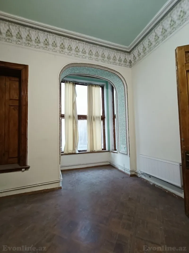 Satılır 10 otaqlı Mənzil Köhnə tikili 414 m² İçərişəhər m. - şəkil 15