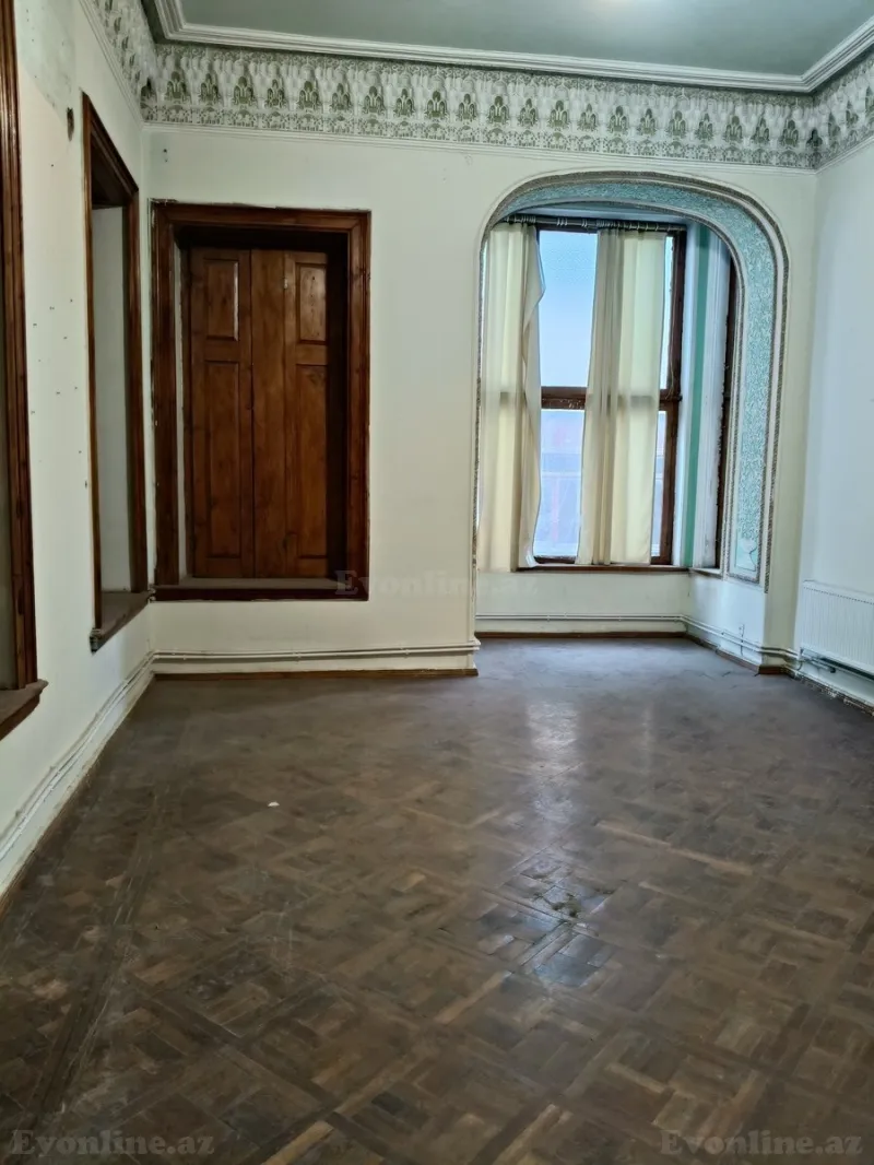 Satılır 10 otaqlı Mənzil Köhnə tikili 414 m² İçərişəhər m. - şəkil 16