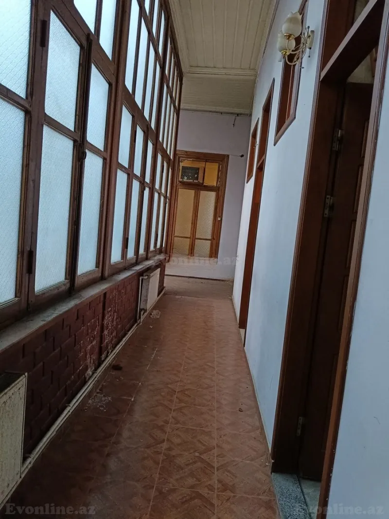 Satılır 10 otaqlı Mənzil Köhnə tikili 414 m² İçərişəhər m. - şəkil 25