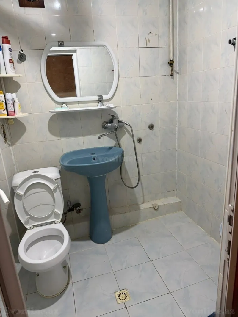 Satılır 3 otaqlı Mənzil Köhnə tikili 75 m² Qara Qarayev m. - şəkil 7