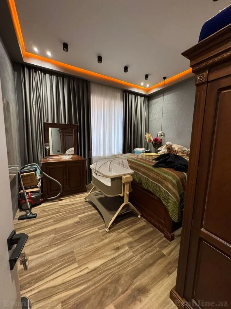 Satılır 8 otaqlı Həyət evi 800 m² Xətai r. - şəkil 28