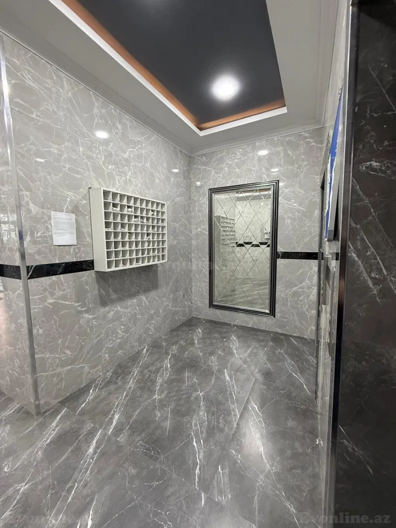 Satılır 3 otaqlı Mənzil Yeni tikili 130 m² Qara Qarayev m. - şəkil 4