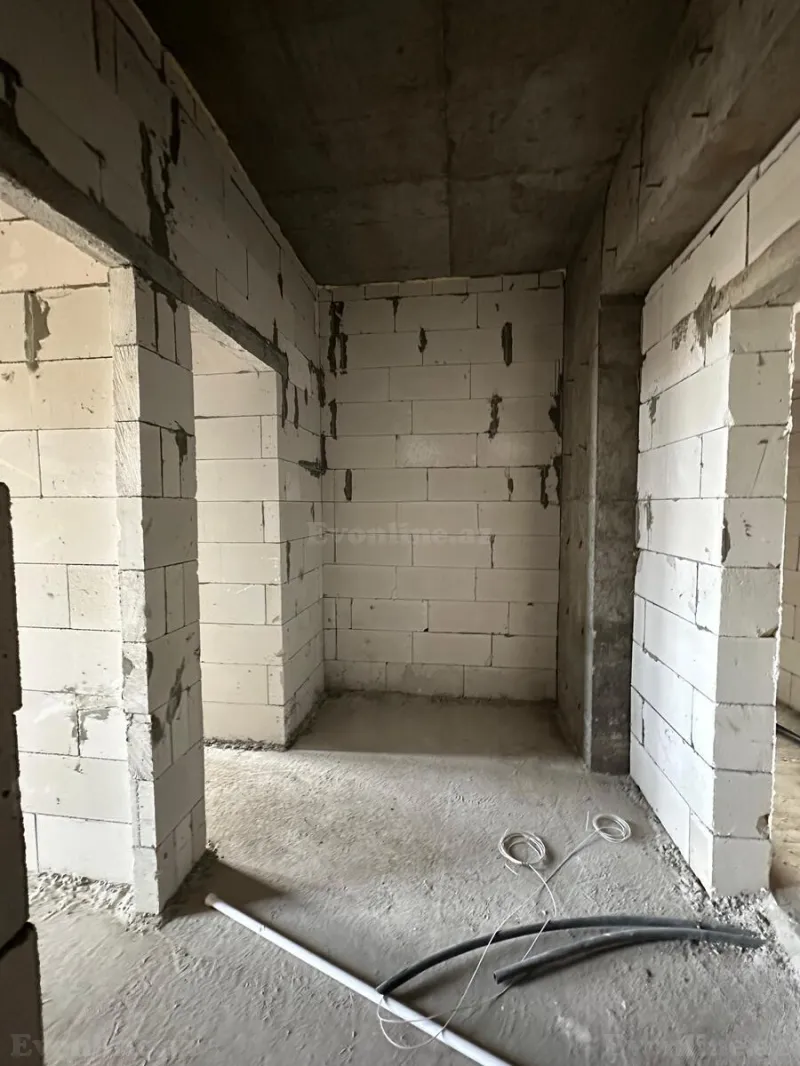 Satılır 3 otaqlı Mənzil Yeni tikili 130 m² Qara Qarayev m. - şəkil 7