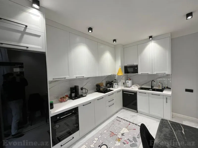 Kirayə verilir 3 otaqlı Mənzil Yeni tikili 120 m² Nərimanov r. - şəkil 8