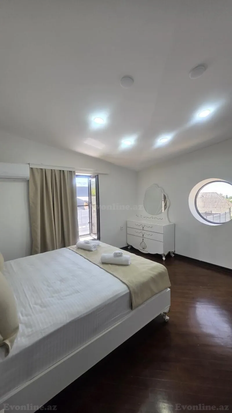 Kirayə verilir 5 otaqlı Həyət evi 220 m² Qəbələ - şəkil 13