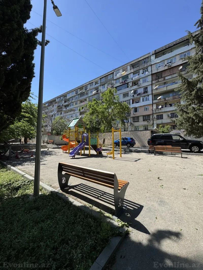 Satılır 2 otaqlı Mənzil Köhnə tikili 55 m² Nərimanov r. - şəkil 5
