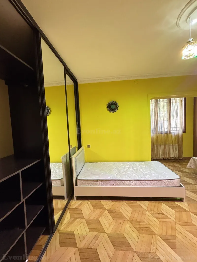 Satılır 2 otaqlı Mənzil Köhnə tikili 55 m² Nərimanov r. - şəkil 9