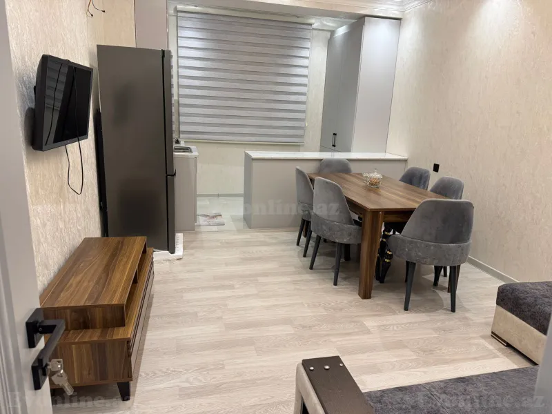 3 otaqlı Mənzil 80 m² 20 Yanvar m. Kirayə verilir