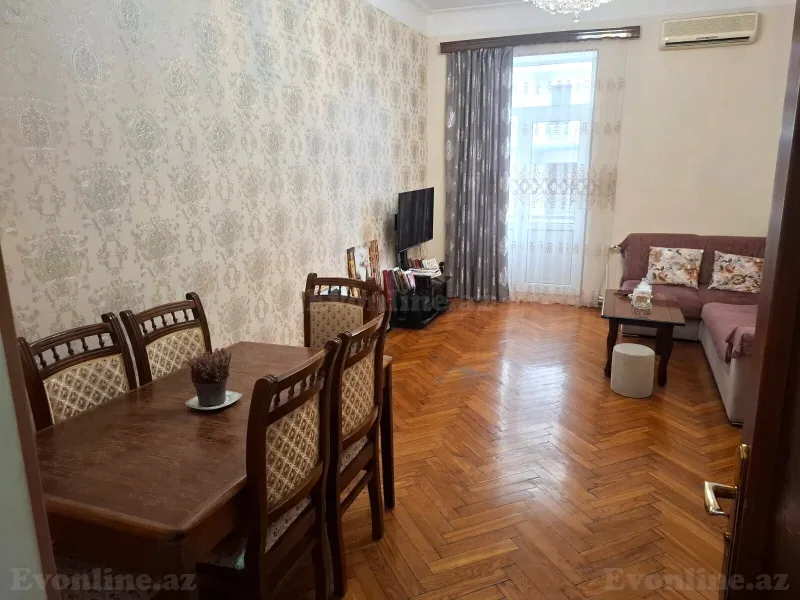 Satılır 3 otaqlı Mənzil Köhnə tikili 80 m² 28 May m. - şəkil 2