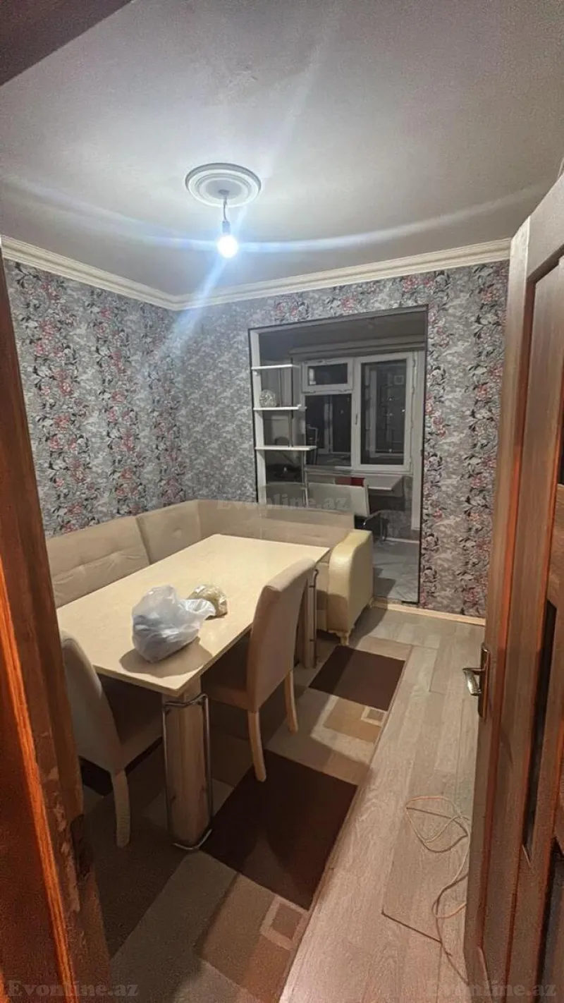 3 otaqlı Mənzil 48.7 m² Xətai r. Satılır