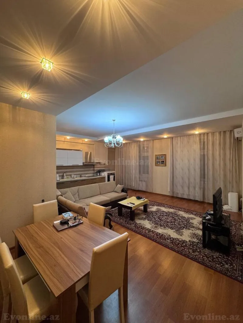 2 otaqlı Mənzil 75 m² Nizami m. Kirayə verilir