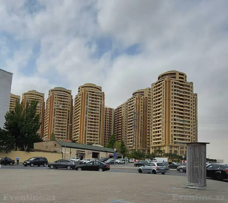 2 otaqlı Mənzil 75 m² 20 Yanvar m. Satılır