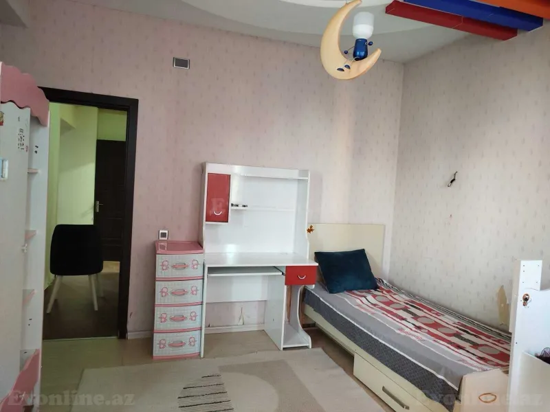 Kirayə verilir 3 otaqlı Mənzil Yeni tikili 120 m² Memar Əcəmi m. - şəkil 3