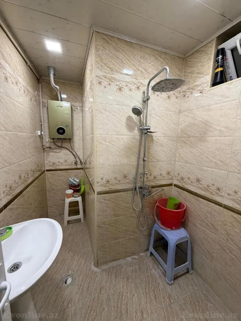Kirayə verilir 2 otaqlı Həyət evi 75 m² İnşaatçılar m. - şəkil 11