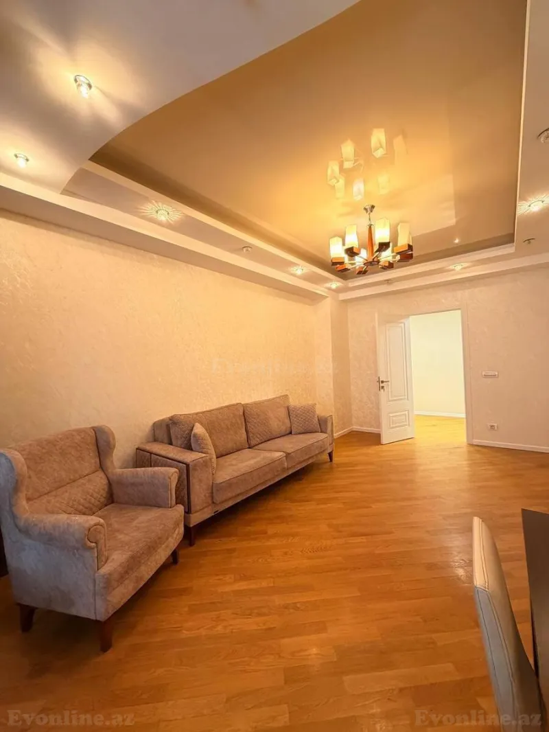 Kirayə verilir 3 otaqlı Mənzil Yeni tikili 130 m² Xətai m. - şəkil 2