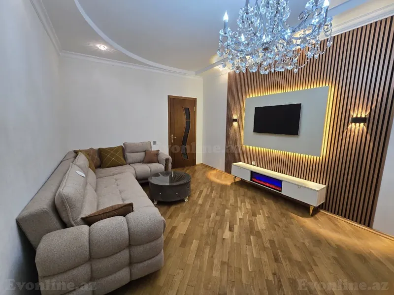 2 otaqlı Mənzil 70 m² Xətai m. Kirayə verilir