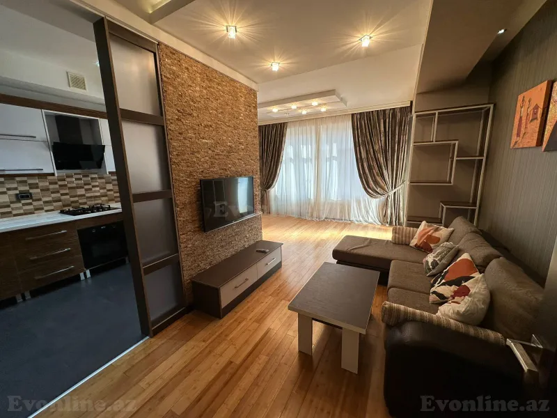3 otaqlı Mənzil 85 m² Neftçilər m. Satılır