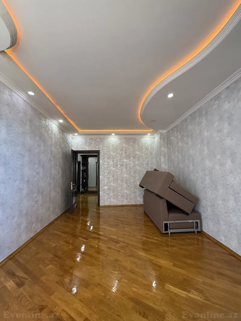 Satılır 3 otaqlı Mənzil Yeni tikili 150 m² Elmlər Akademiyası m. - şəkil 8