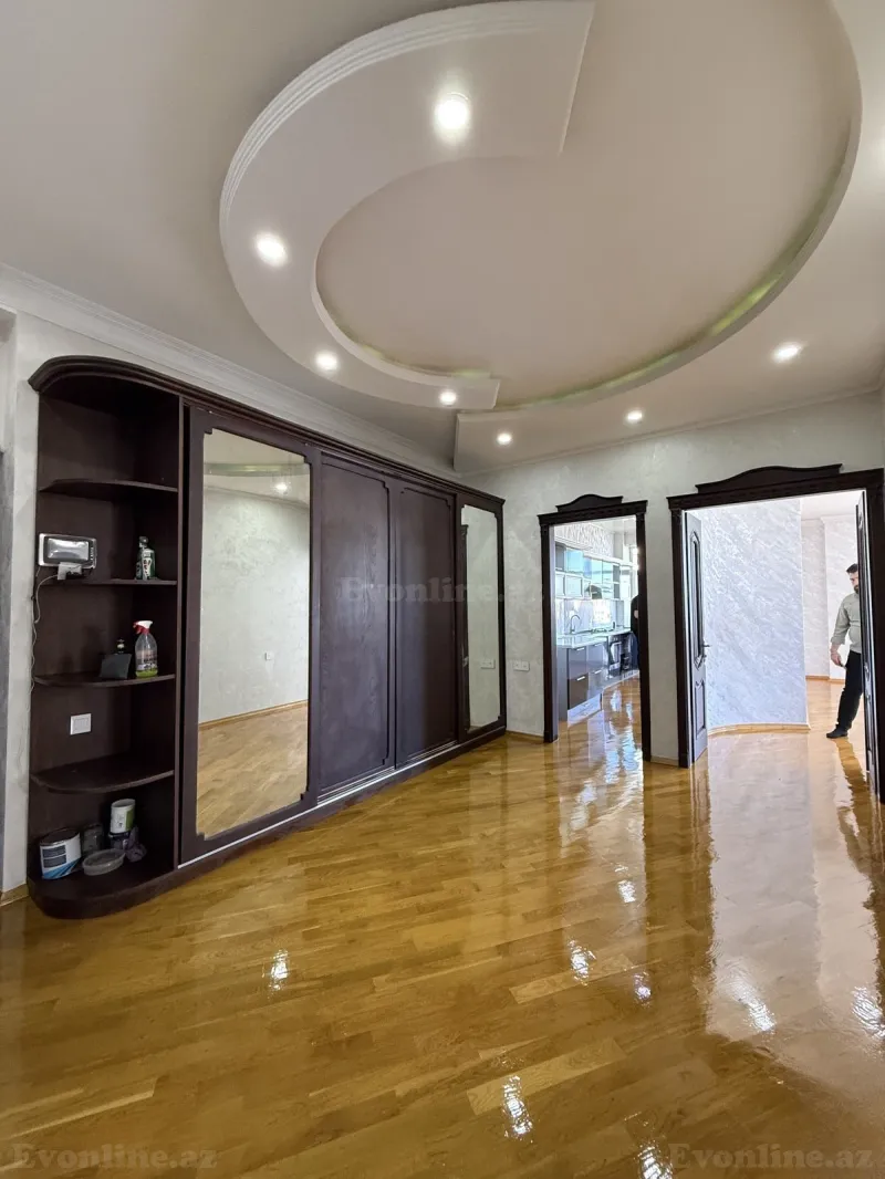 Satılır 3 otaqlı Mənzil Yeni tikili 150 m² Elmlər Akademiyası m. - şəkil 12