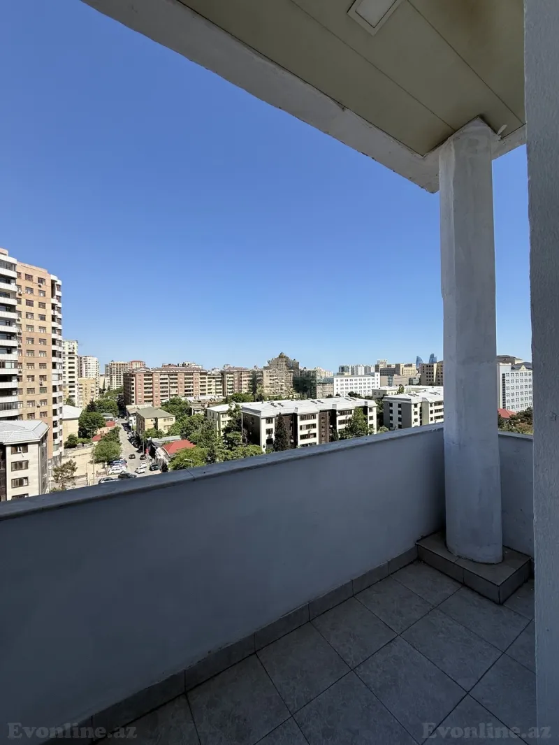 Satılır 3 otaqlı Mənzil Yeni tikili 150 m² Elmlər Akademiyası m. - şəkil 18