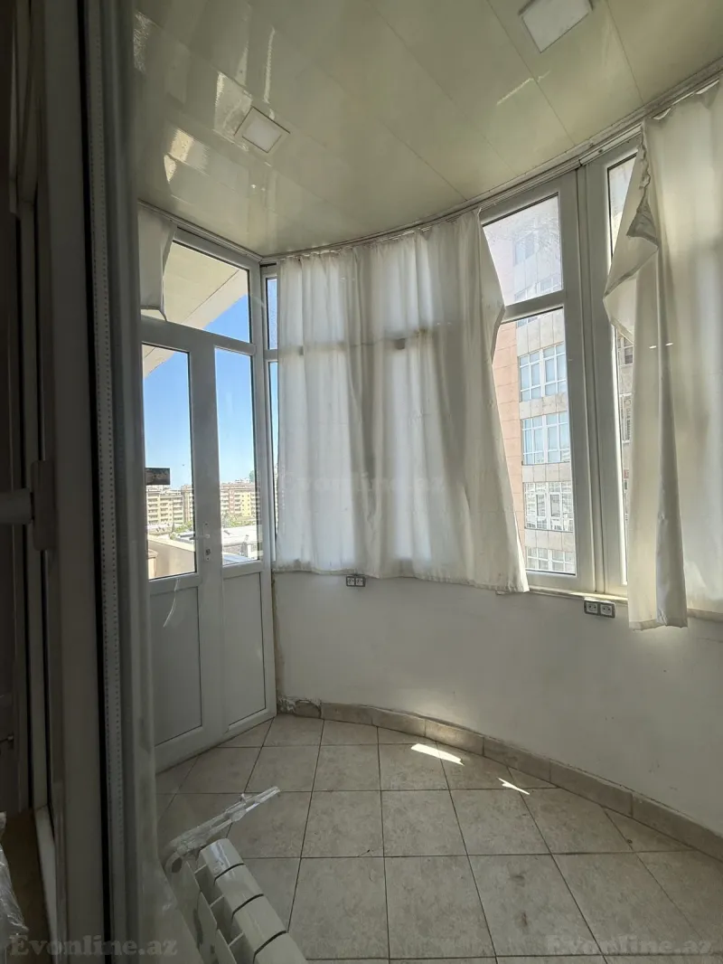Satılır 3 otaqlı Mənzil Yeni tikili 150 m² Elmlər Akademiyası m. - şəkil 22