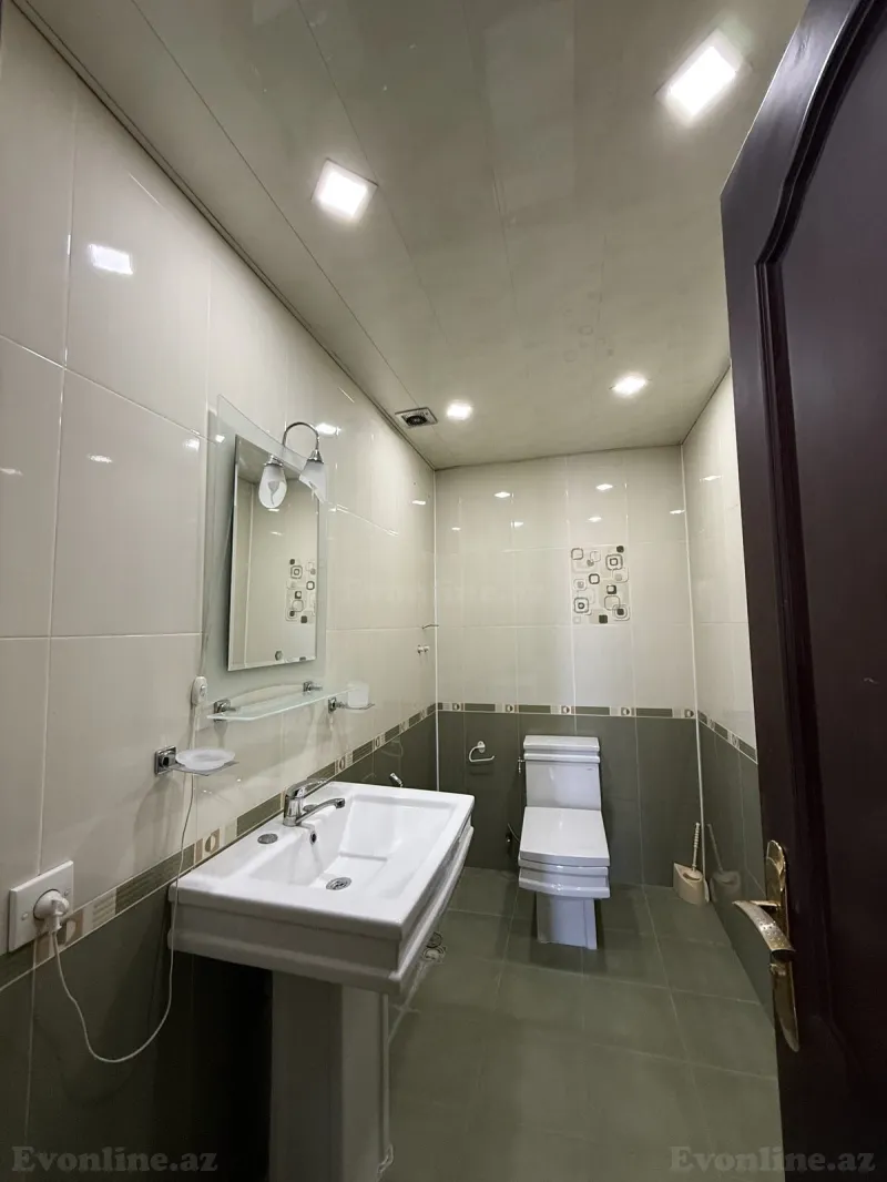Satılır 3 otaqlı Mənzil Yeni tikili 150 m² Elmlər Akademiyası m. - şəkil 24