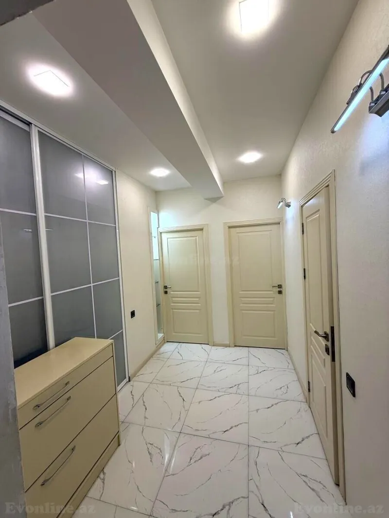 Satılır 2 otaqlı Mənzil Yeni tikili 64 m² Xətai r. - şəkil 9
