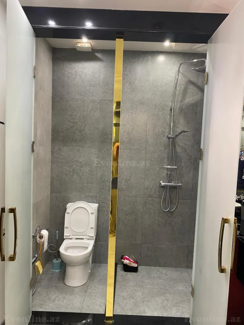 Kirayə verilir 3 otaqlı Mənzil Yeni tikili 165 m² 28 May m. - şəkil 17