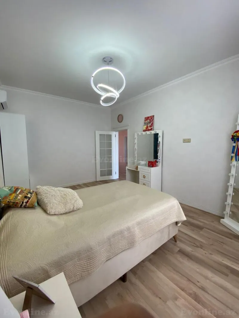 Satılır 4 otaqlı Həyət evi 260 m² Sabunçu r. - şəkil 9