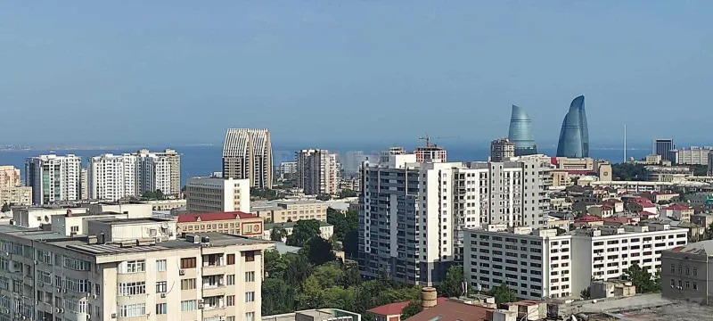 Satılır 4 otaqlı Mənzil Yeni tikili 183 m² Elmlər Akademiyası m.